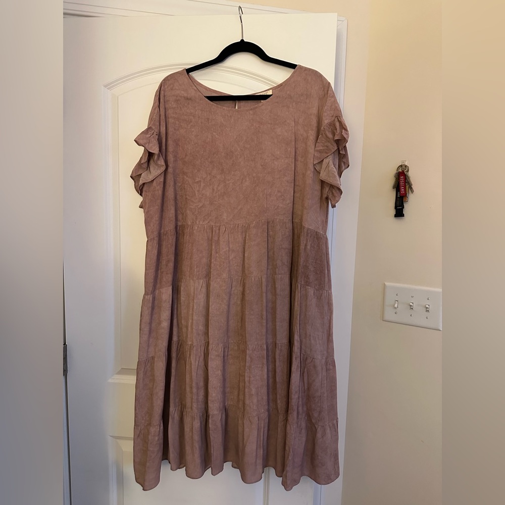 Light pink/maueve midi dress from boutique.
